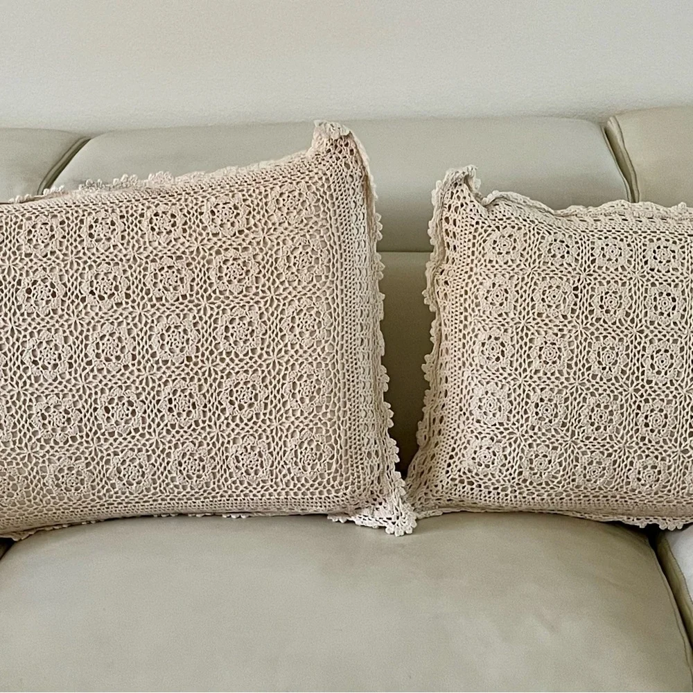 Crochet Lace Throw Pillows 17/23 Inches